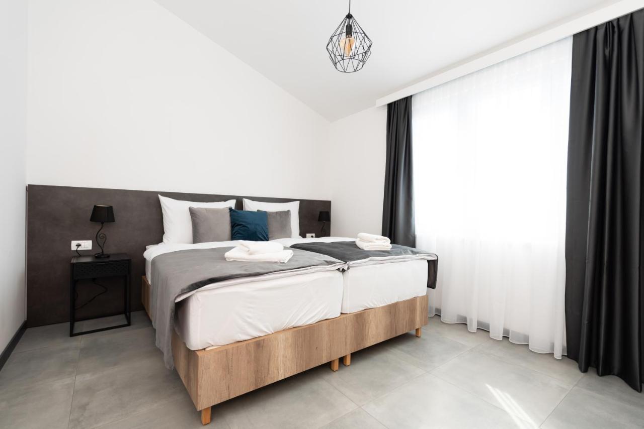 Kapov'S Rooms Kaštela المظهر الخارجي الصورة