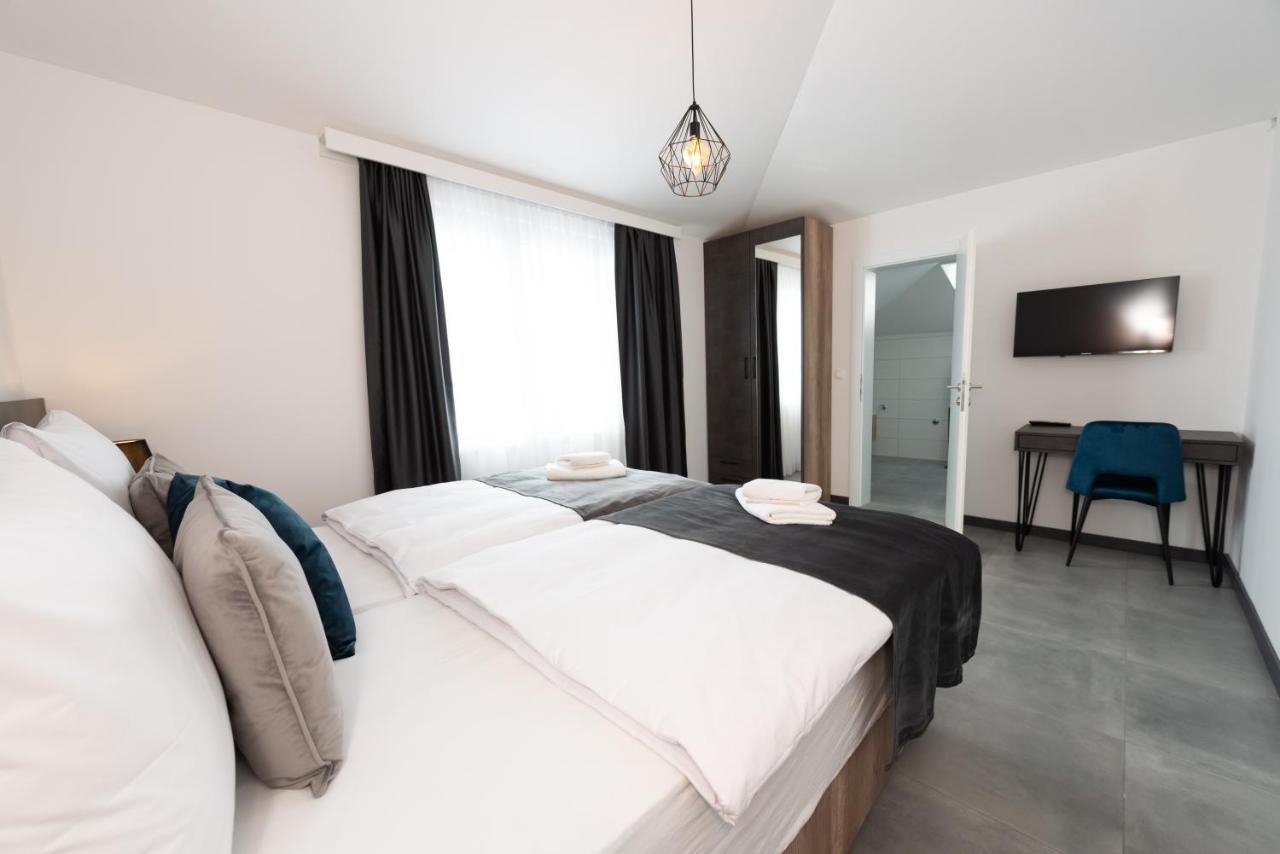 Kapov'S Rooms Kaštela المظهر الخارجي الصورة
